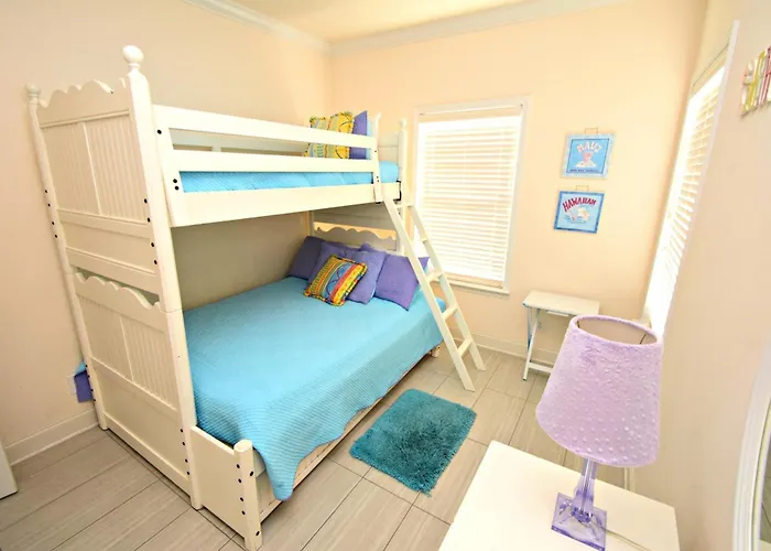 Spinnaker Pointe